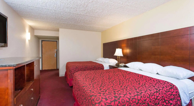 Четырёхместный номер Standard Rodeway Inn High Point - Archdale