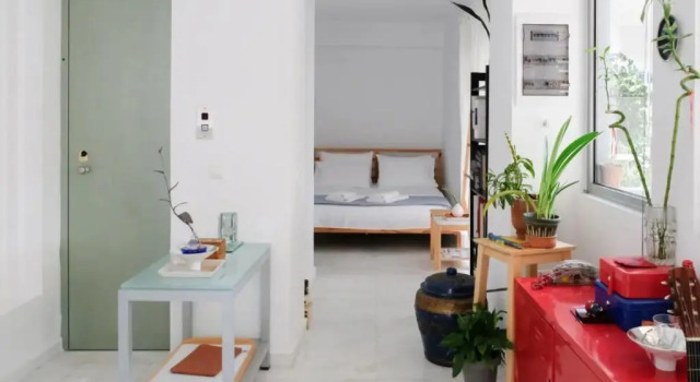 Апартаменты Bright Eco Studios by GHH