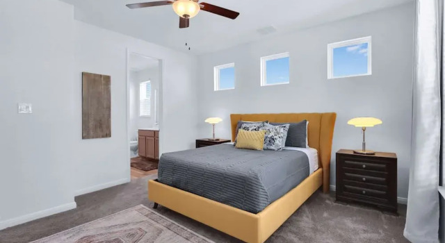 Gorgeous 2 BDR Cottage Minutes to Everything Nbtx!, Забронировать Дом для отпуска Нью-Браунфелс Greater San Antonio, рядом с New Braunfels Town Center at Creekside