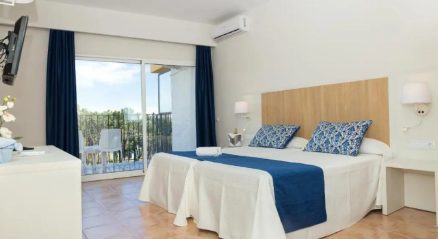 Семейный номер AluaSun Marbella Park
