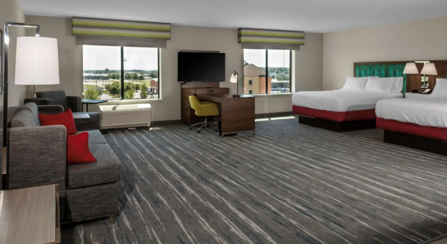 Четырёхместная студия Hampton Inn & Suites Avon Indianapolis