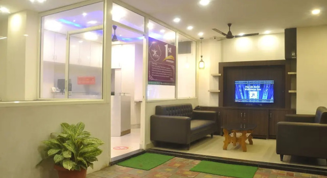 JK Rooms 126 Parashar Legacy - Opp Railway Station, Забронировать Отель Отели штата Махараштры по системе «всё включено», Всё включено