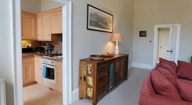 Modern Luxury City Apartment Edinburgh, Забронировать Апартаменты/квартира Бротон Эдинбург, рядом с Национальный музей Шотландии