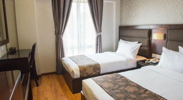 O podwyższonym standardzie dwuosobowy pokój Castello Hotel