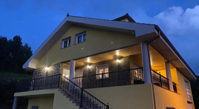 Casa SobreMonte, Book Hotel Muxia 
