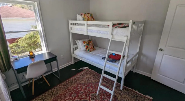 eKstasis Hostel & Urban Farm, Book Landbrugsophold Billige hoteller i Atlanta