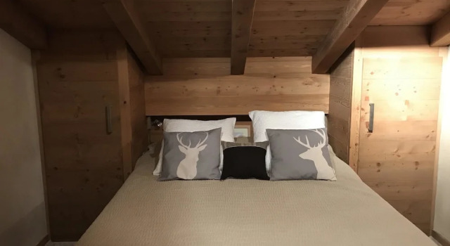 Chalet With 5 Bedrooms in Praz-sur-arly, With Wonderful Mountain View,, Забронировать Шале Виллы Овернь-Рона-Альпы, Вилла