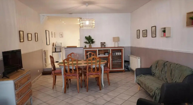 Коттедж Petite maison de ville au charme authentique