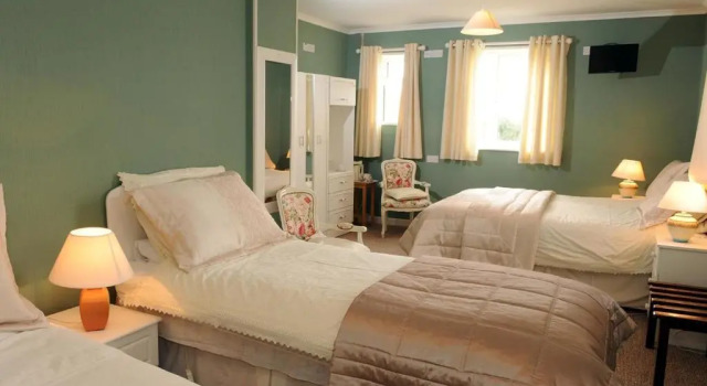 Standard Family room Murphys Farmhouse B&B