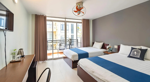 The Hideout Hostel Saigon, Забронировать Хостел Отели Хошимина с завтраком, рядом с Торговый центр Tax, Завтраки
