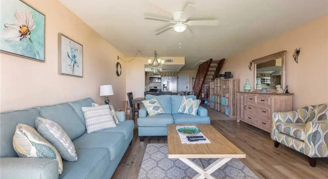 Starboard Light 1 - Two Bedroom Condo, Book Hotel Hoteller i Ormond-by-the-Sea med parkering, Parkering