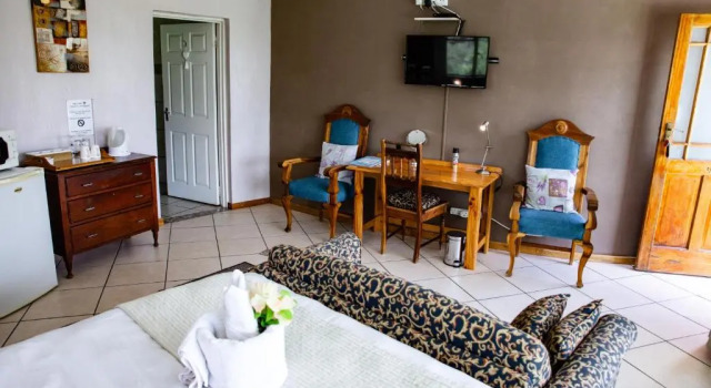 Двухместный номер Deluxe с балконом Woodpecker Guesthouse