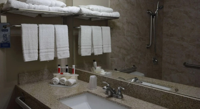 Двухместный номер Travelodge by Wyndham Trinidad