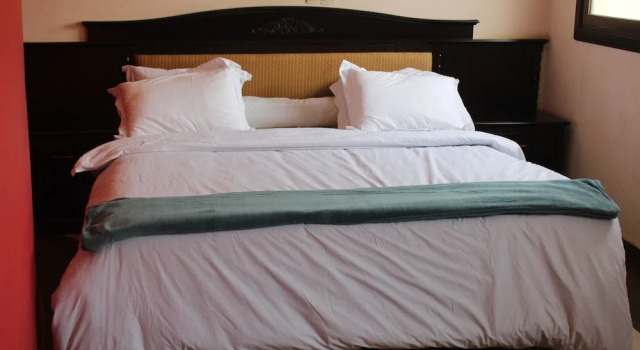 Les Berges De La Lobe, Boek Hotel Lobé Southern region