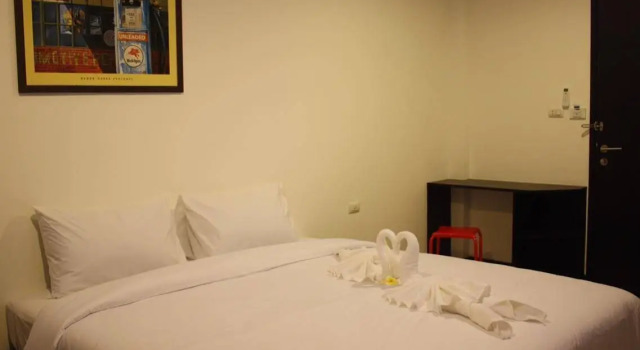 S1 @ Phuket Apartment Service