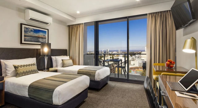 Студия Executive Quest East Perth