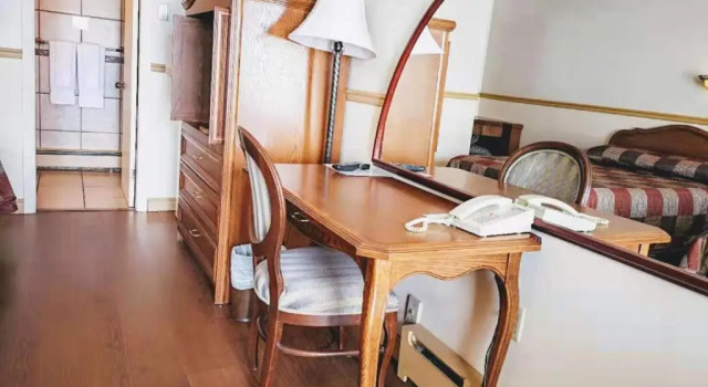 Четырёхместный номер Standard Hotel Motel La Marquise