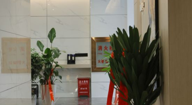 Shangjing Zhongxuan Hotel (Wayaoba Branch), Prenota Hotel Lincang Yunnan
