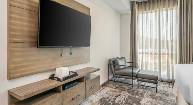Четырёхместный номер Standard The Hue Hotel, an Ascend Collection Hotel