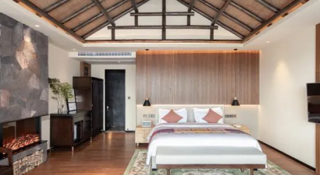 Люкс Grand Tengchong Ruili Hot Spring Scenic Hotel