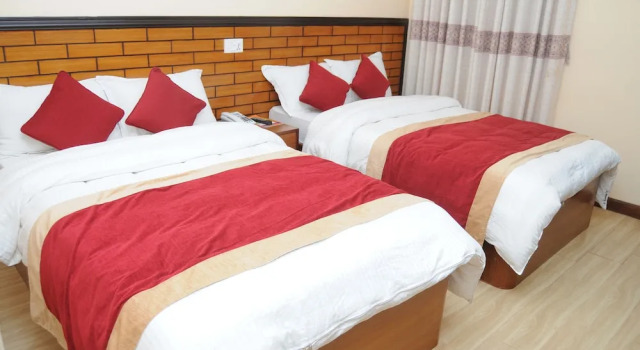 Четырёхместный номер Deluxe с видом на город Hotel Bagmati