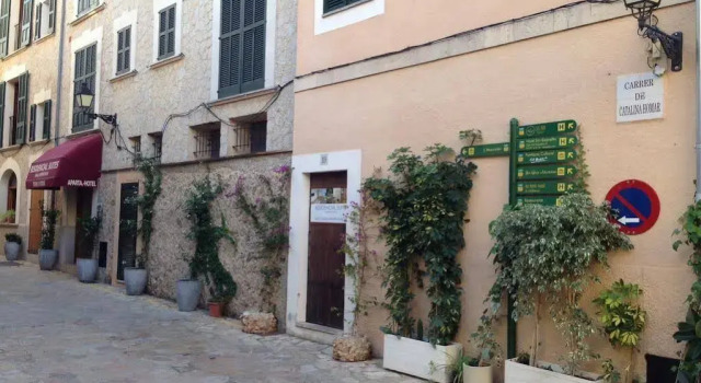 Allotjaments Serra de Tramuntana, Book Hotel Valldemossa 