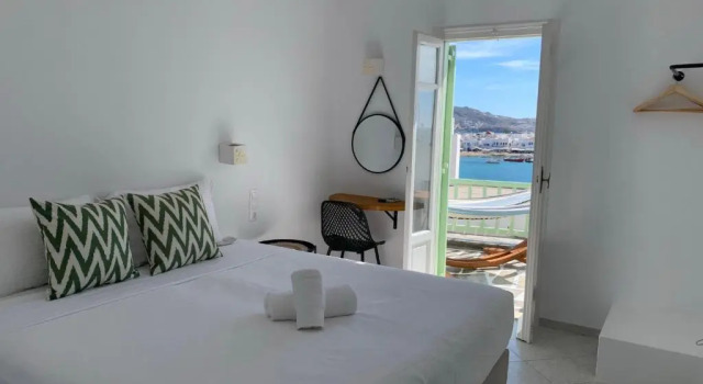Двухместный номер Standard с частичным видом на море Yalos Hotel Sunset view Mykonos town private rooms