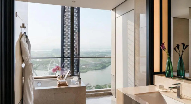 Двухместный номер Deluxe с видом на реку Jumeirah Nanjing
