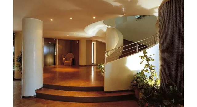 Hotel President