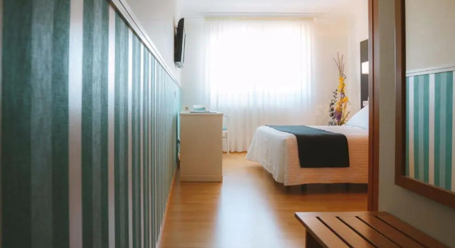 Одноместный номер Standard Hotel Lombiña