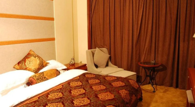 Ningbo World Hotel, Забронировать Отель Бизнес-отели Haishu District, 4* 5*