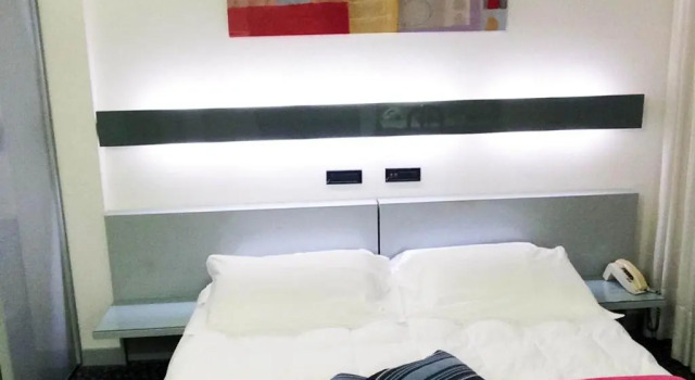 Номер Standard Hotel Michelangelo