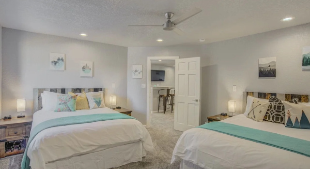 Verdant Oasisluxury, Traveler's Home W/hottub!, Book Feriehus Villaer i Columbia, Villa