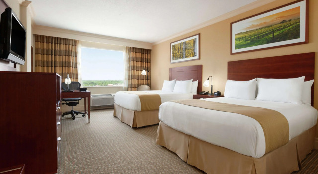 DoubleTree by Hilton Hotel Dallas – Love Field
