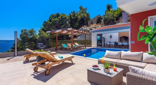 Вилла Villa Matan - only 200m from the sandy beaches, private 28m2 pool