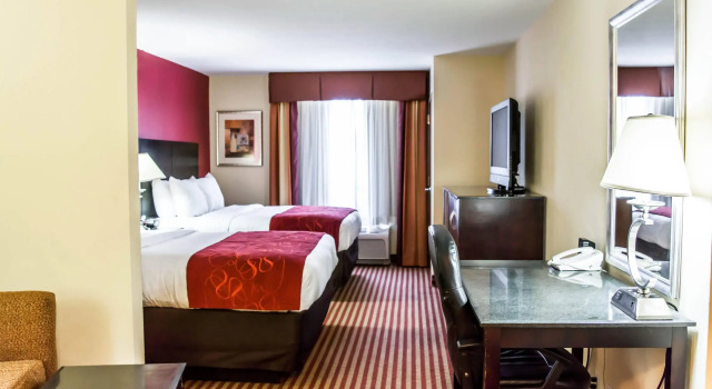 Четырёхместный люкс Comfort Suites Palm Bay - Melbourne