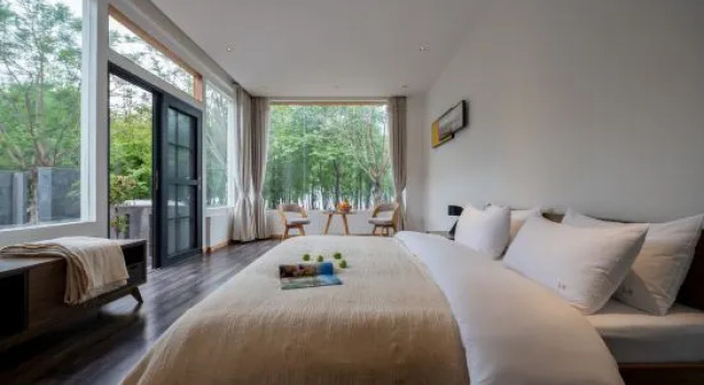 Люкс Jingyu Sunset Seaview Resort Hotel (Dali Erhai Branch)