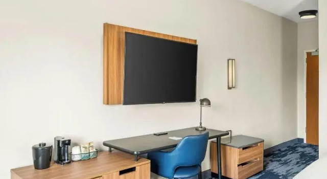 Четырёхместный номер Standard Fairfield Inn & Suites by Marriott Birmingham Fultondale/I65