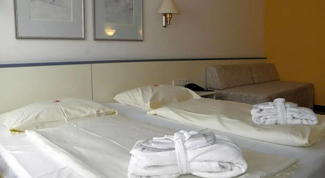 Трёхместный номер Standard Parkhotel Schotten
