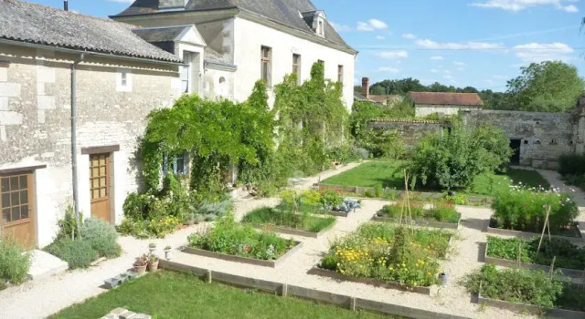 Gatebourse B&B, Rezerwuj Bed and Breakfast Braye-Sous-Faye Centre