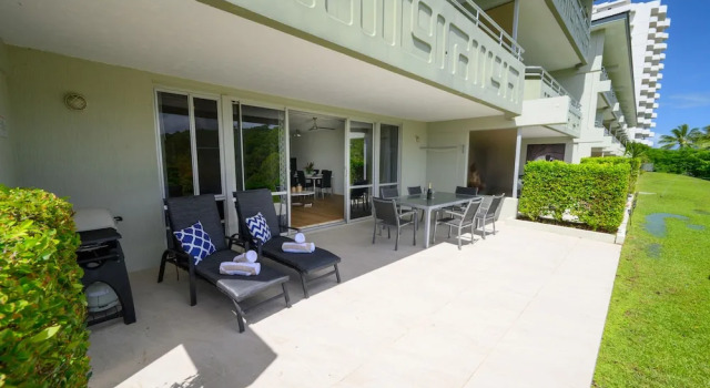 Апартаменты Цокольный этаж с 2 комнатами Poinciana Lodges - Ocean Views