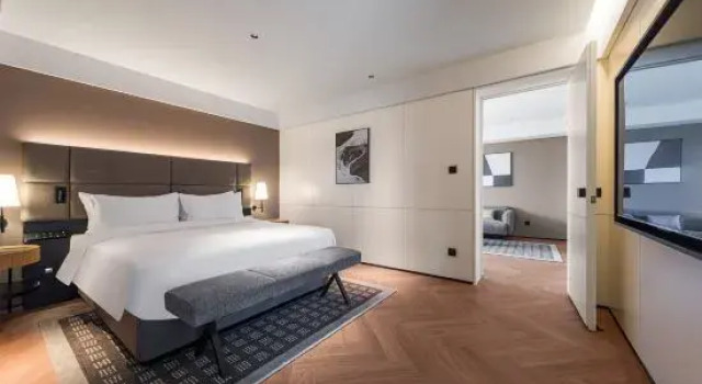 Люкс Executive Intercity Hotel Dali Erhai Park