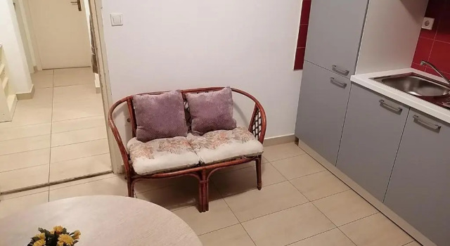 Апартаменты Thea Apartments