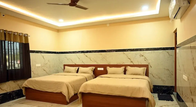 Номер Executive Suba Lakshmi Guest House