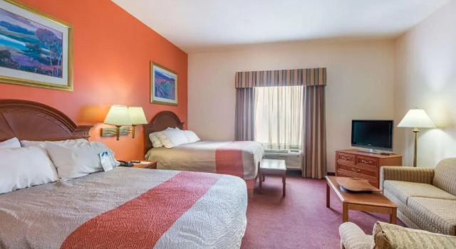 Четырёхместный номер Deluxe Motel 6-Brenham, TX