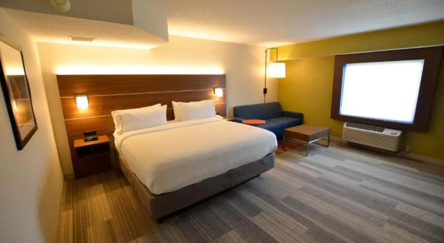 Люкс c 1 комнатой Holiday Inn Express Pittsburgh-Bridgeville by IHG
