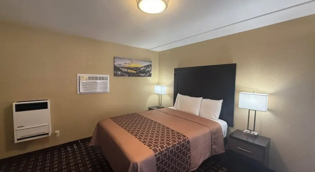 Номер Superior Tahoe Sands Inn