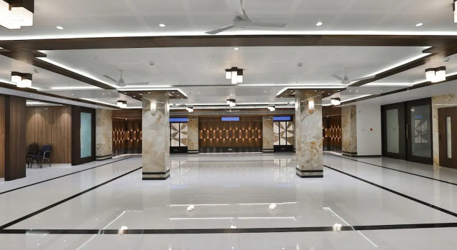 OYO 15635 Elite Rooms & Banquet, Rezervovat Hotel Hotely v Gujarat s parkováním, Parkování