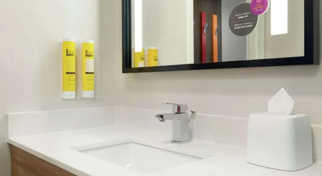 Двухместный номер Standard Tru By Hilton Harbison Columbia