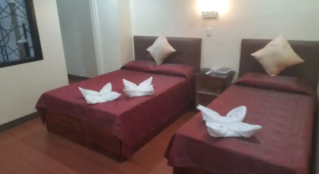 Номер Deluxe c 1 комнатой с балконом FJ Manila Hotel